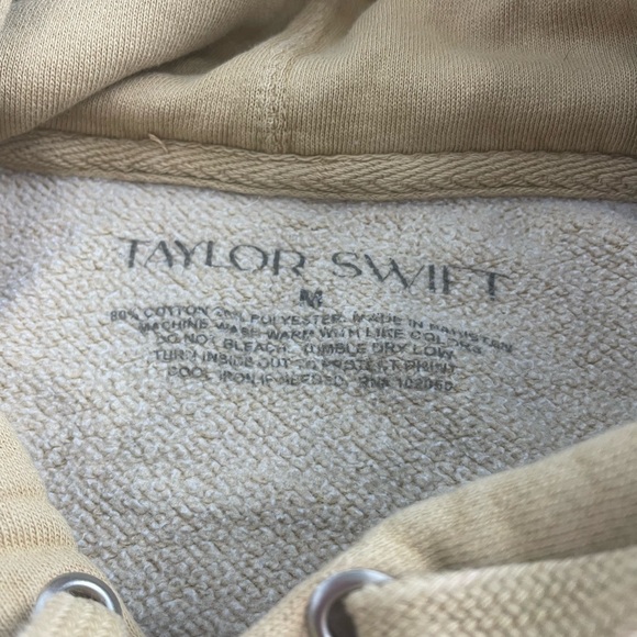 Taylor Swift Fearless Album Cover Hoodie Medium - Picture 7 of 7